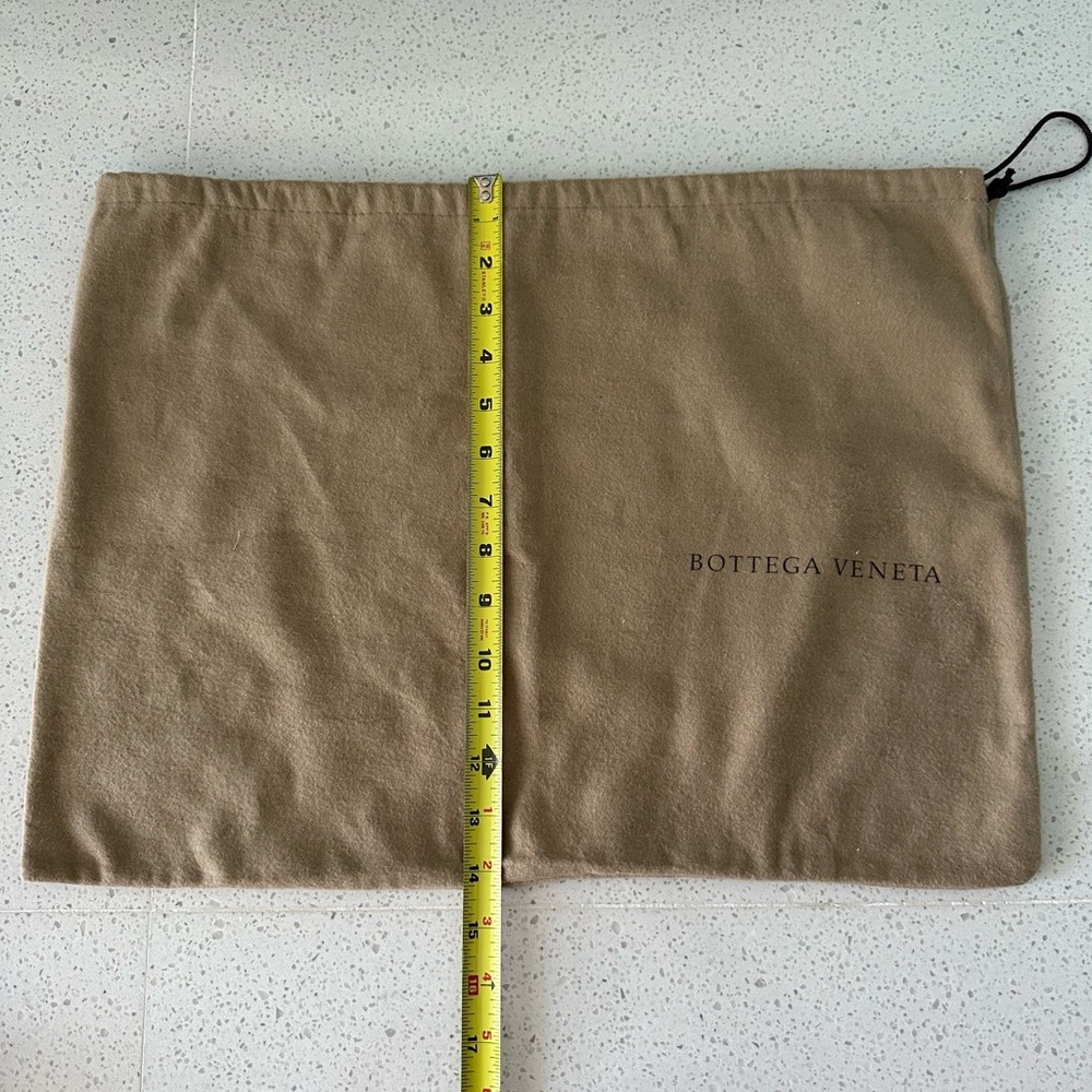 Bottega Veneta Beige Dust Bag